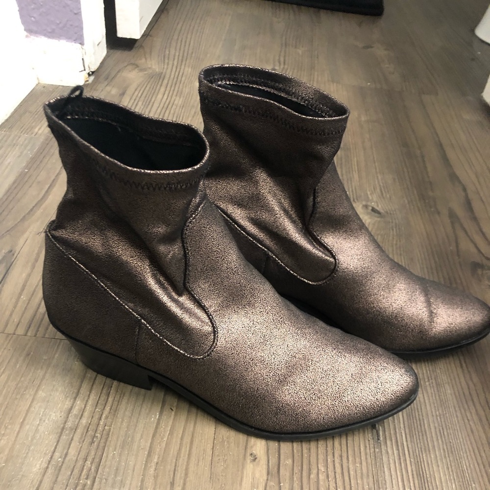 American Eagle metallic brown booties size 10
